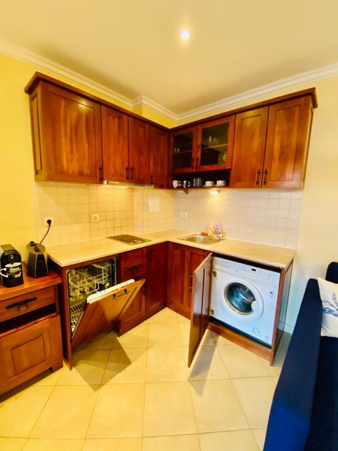 Santa Marina 2-Bedroom Apt. W/ Sea View + Terrace Sozopol Bagian luar foto