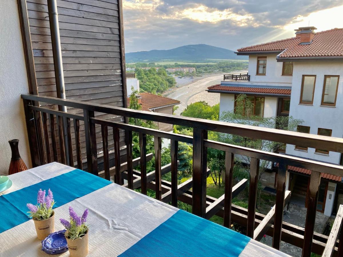 Santa Marina 2-Bedroom Apt. W/ Sea View + Terrace Sozopol Bagian luar foto