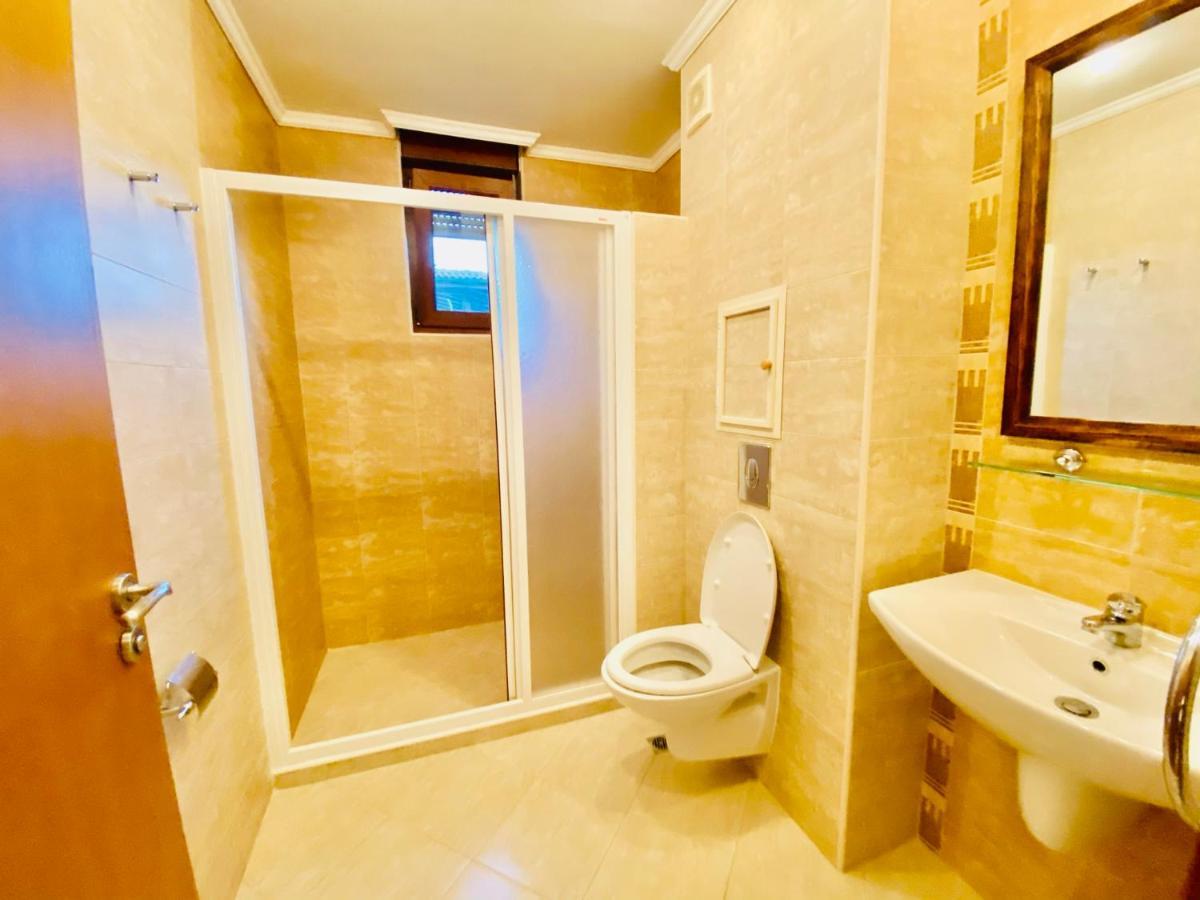 Santa Marina 2-Bedroom Apt. W/ Sea View + Terrace Sozopol Bagian luar foto